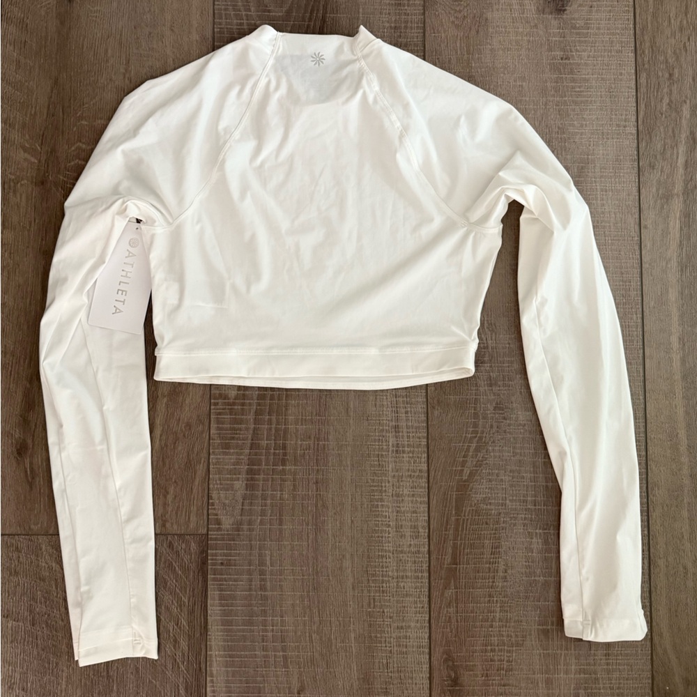 Athleta White Long Sleeve Crop Top - Picture 8 of 11